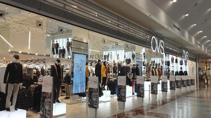 Uzávěr Profilpack pro OVS - Campi Bisenzio, Florencie