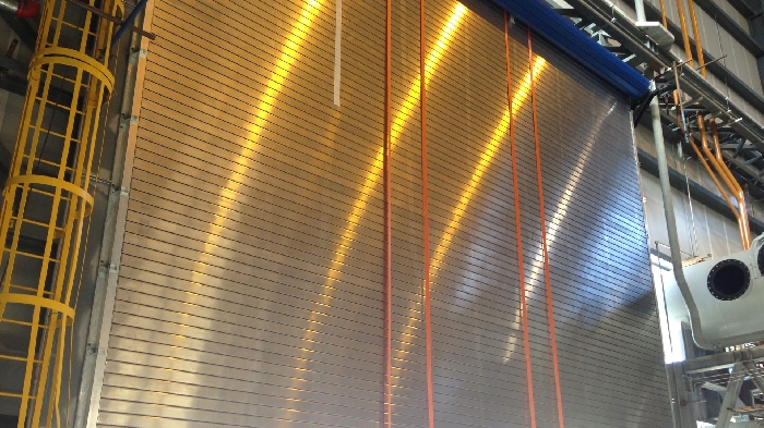 Izolované roletové žaluzie elektricky ovládané, elektrárna v egyptské poušti