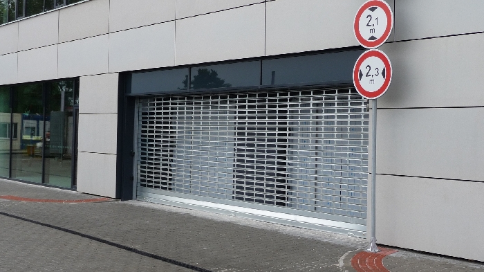 P100 Evolution, uzávěr pro obchod