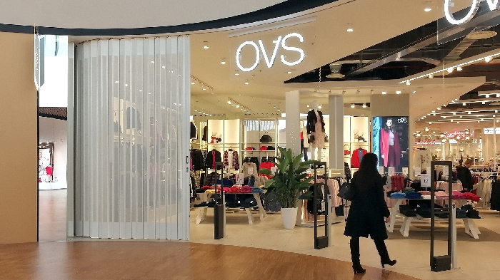 Uzávěr pro obchod v komerční oblasti, Milano